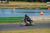 Vintage-motorcycle-club;eventdigitalimages;mallory-park;mallory-park-trackday-photographs;no-limits-trackdays;peter-wileman-photography;trackday-digital-images;trackday-photos;vmcc-festival-1000-bikes-photographs